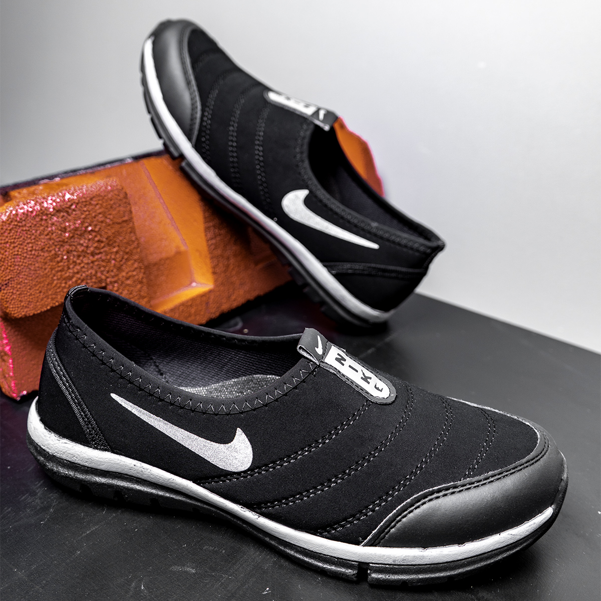 کفش مردانه Nike مشکی مدل Nadel