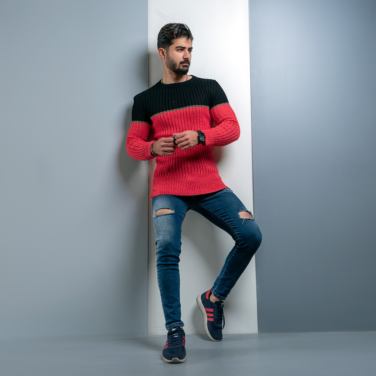 پلیور اندامی (T) صورتی مشکی مردانه مدل Adnan