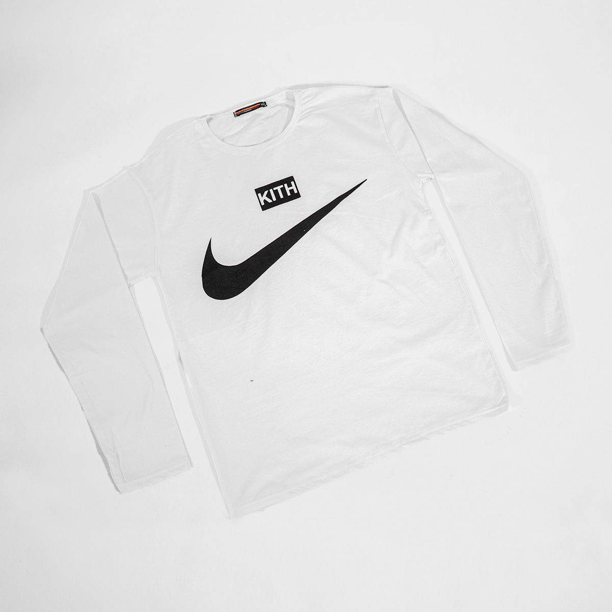 تیشرت آستین بلند مردانه Nike سفید مدل A77