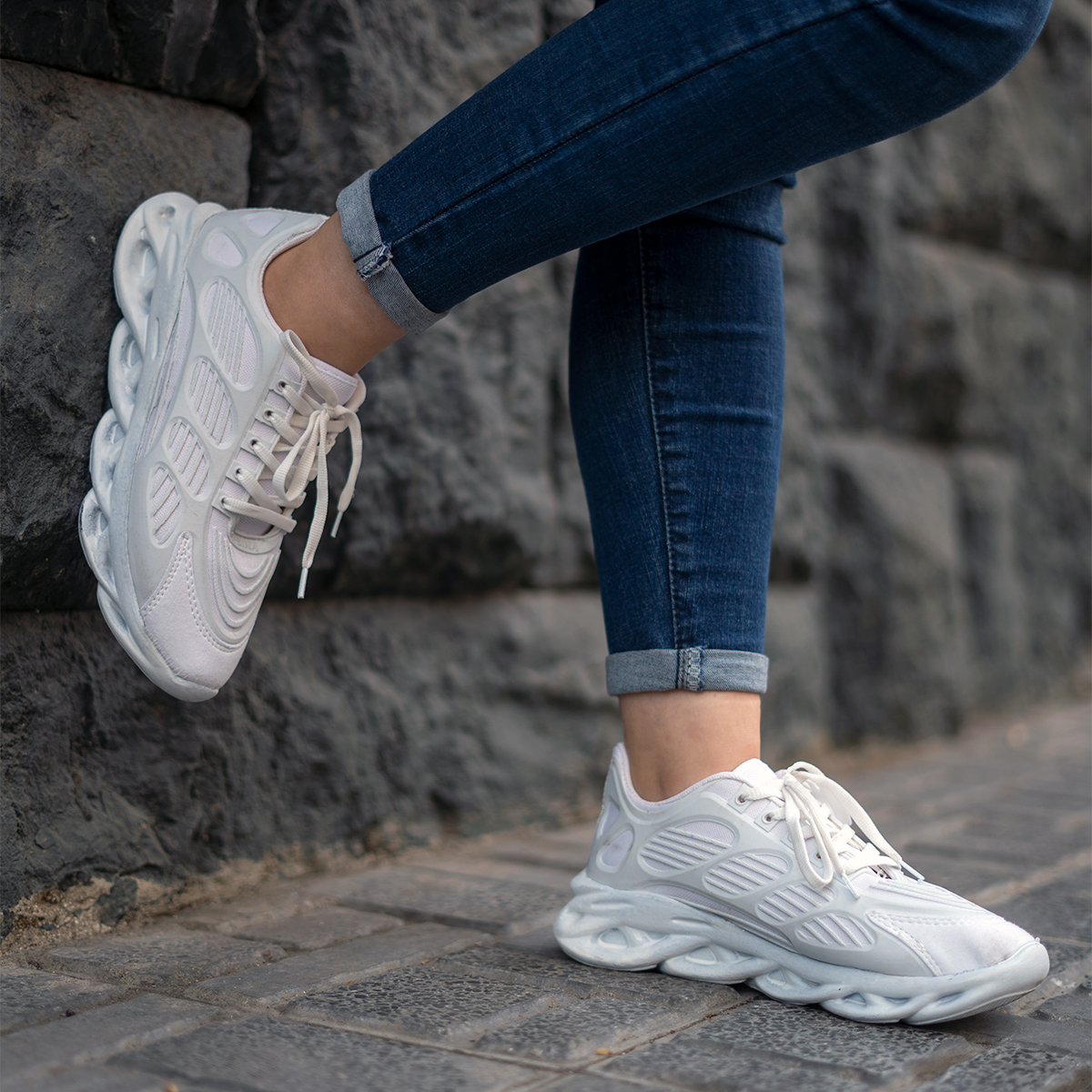 کفش ورزشی دخترانه سفید مدل Sanam