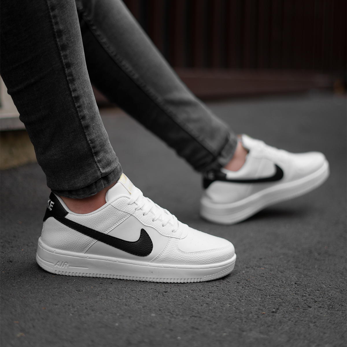 کفش مردانه نایک سفید مدل Shahin