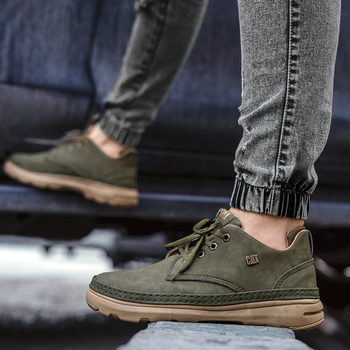 کفش تخت CAT سبز زیتونی مردانه مدل Magno