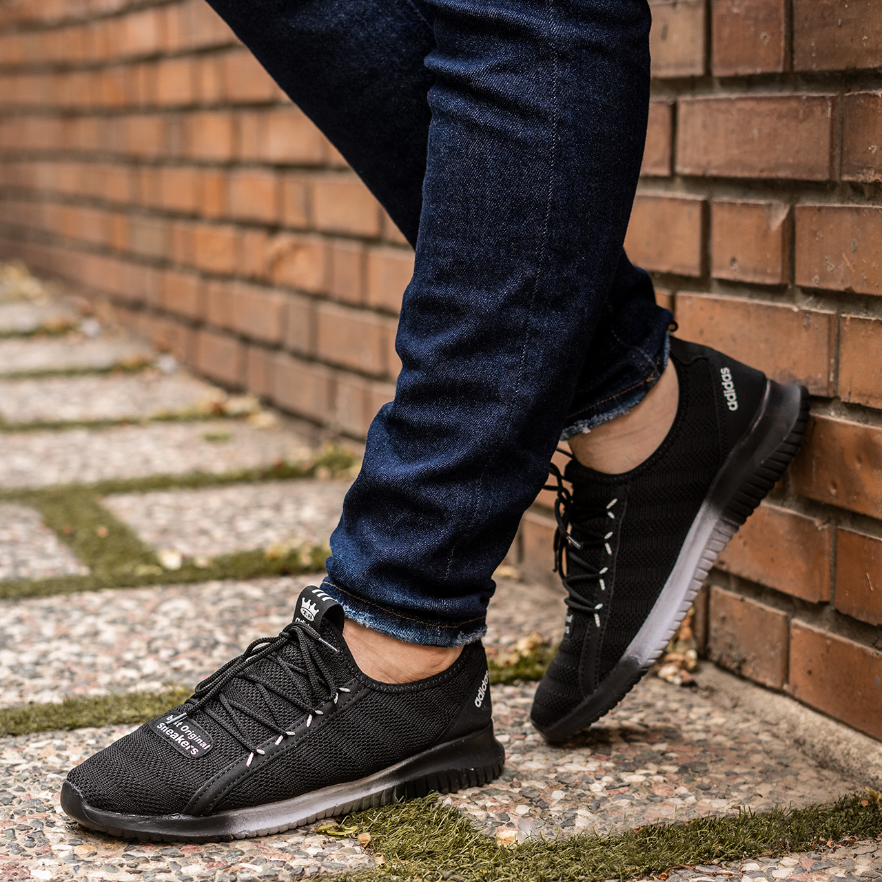 کفش ورزشی مشکی مردانه Adidasمدل A211