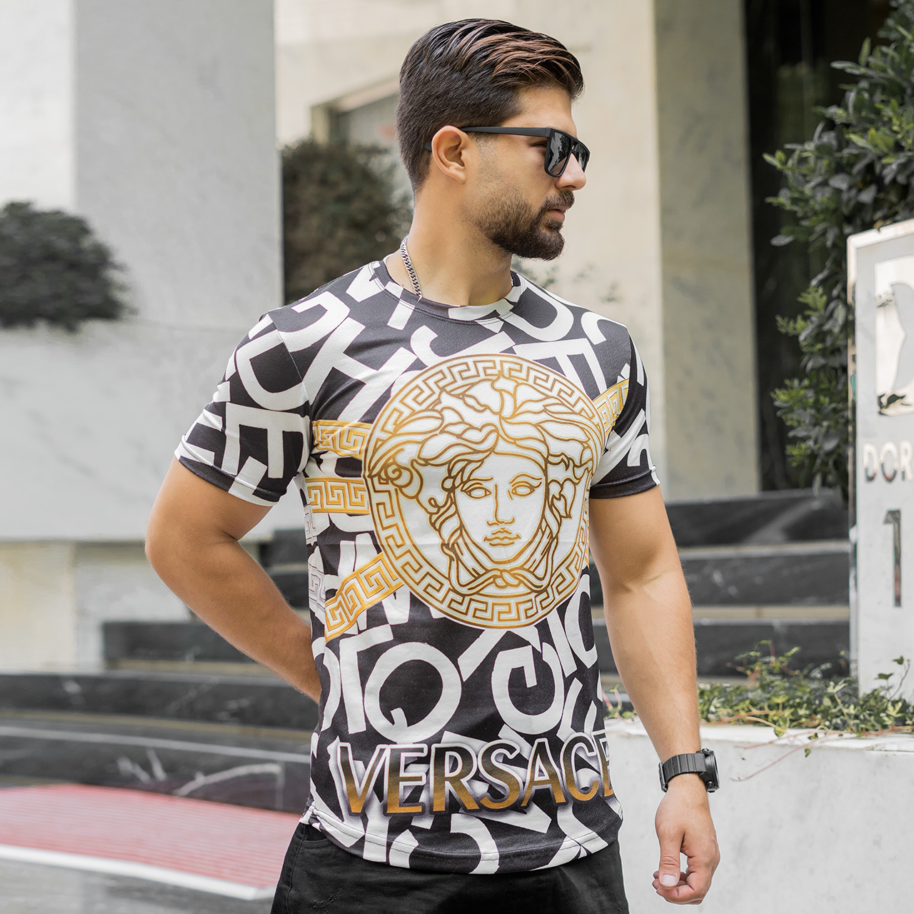 تیشرت مردانه طرح حروف مدل Versace