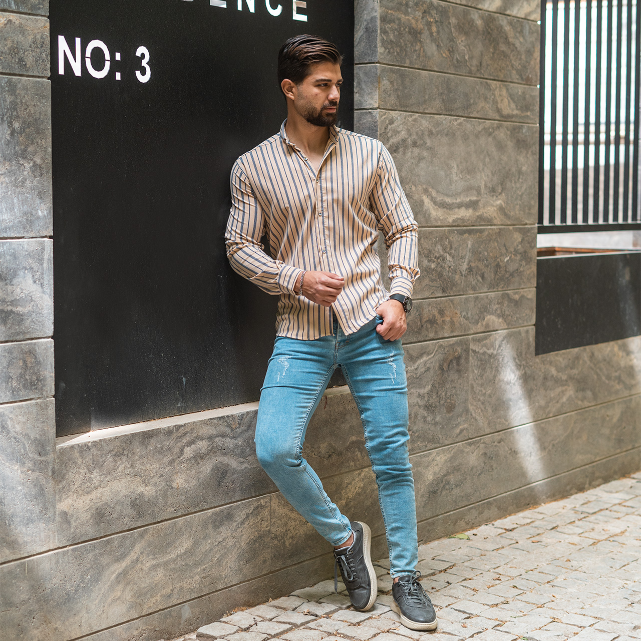 پیراهن مردانه (T)راه راه کرم مدل Ronino