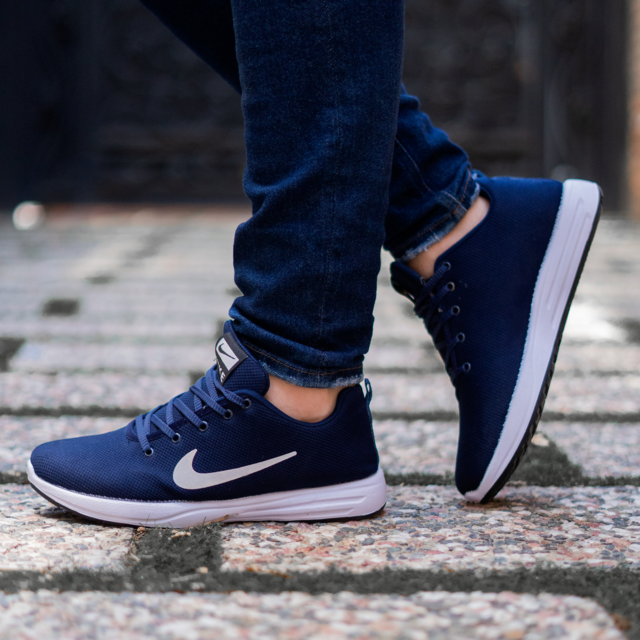 کفش ورزشی مردانه نایک سرمه ای مدلT52