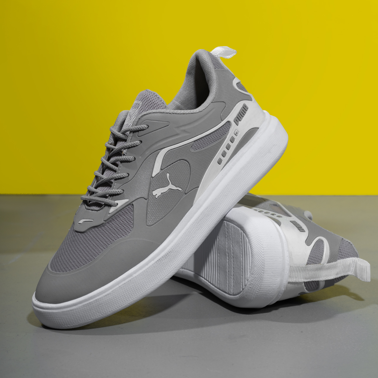 کفش تخت مردانه پوما طوسی تیره مدل Parin