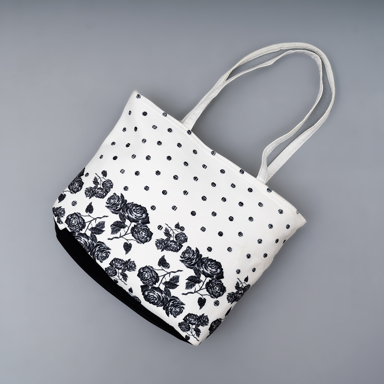 کیف دوشی سیاه سفید طرح گل زنانه مدلX64