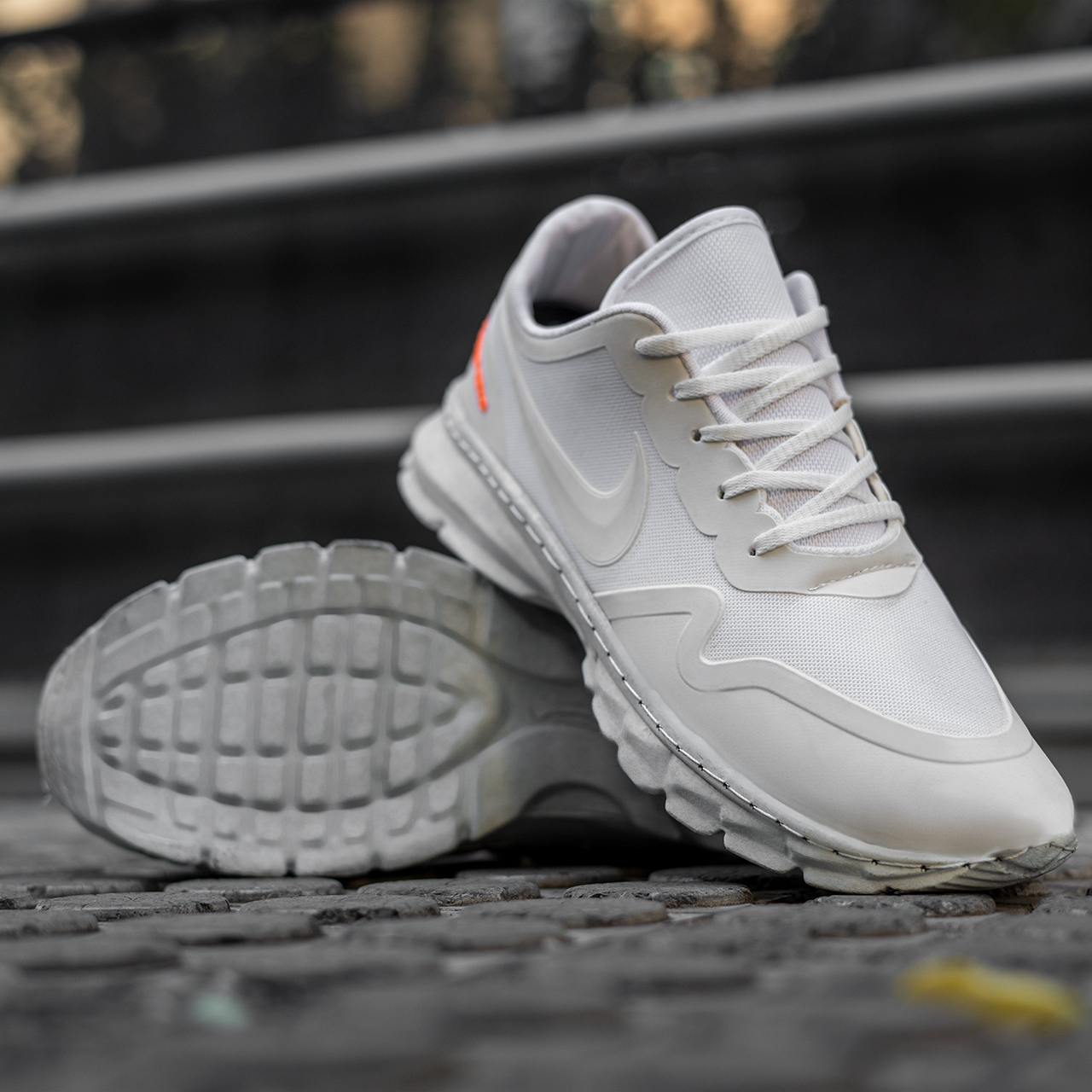 کفش ورزشی نایک سفید(T) مردانه مدل hotan