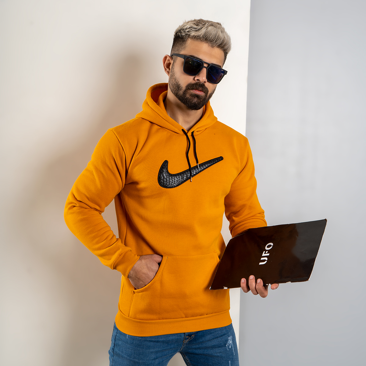 هودی Nike خردلی مردانه مدل Raymond