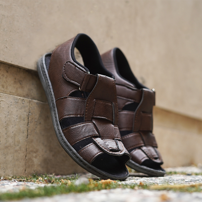 صندل قهوه ای مردانه مدل Amir