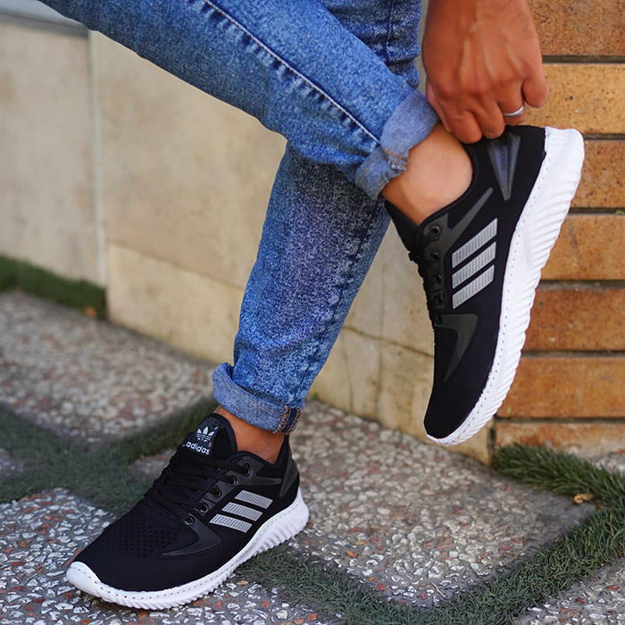 کفش ورزشی مردانه آدیداس مشکی (زیره سفید) مدل zarax