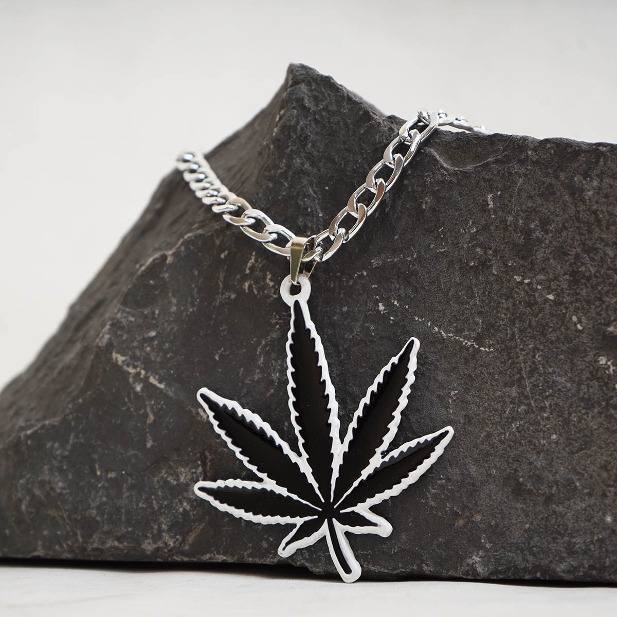 گردنبند نقره ای مدل B888