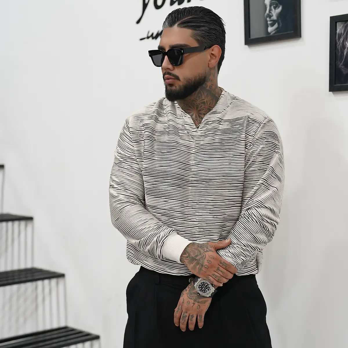 تیشرت آستین بلند یقه کوبایی طوسی روشن مدل Nivad