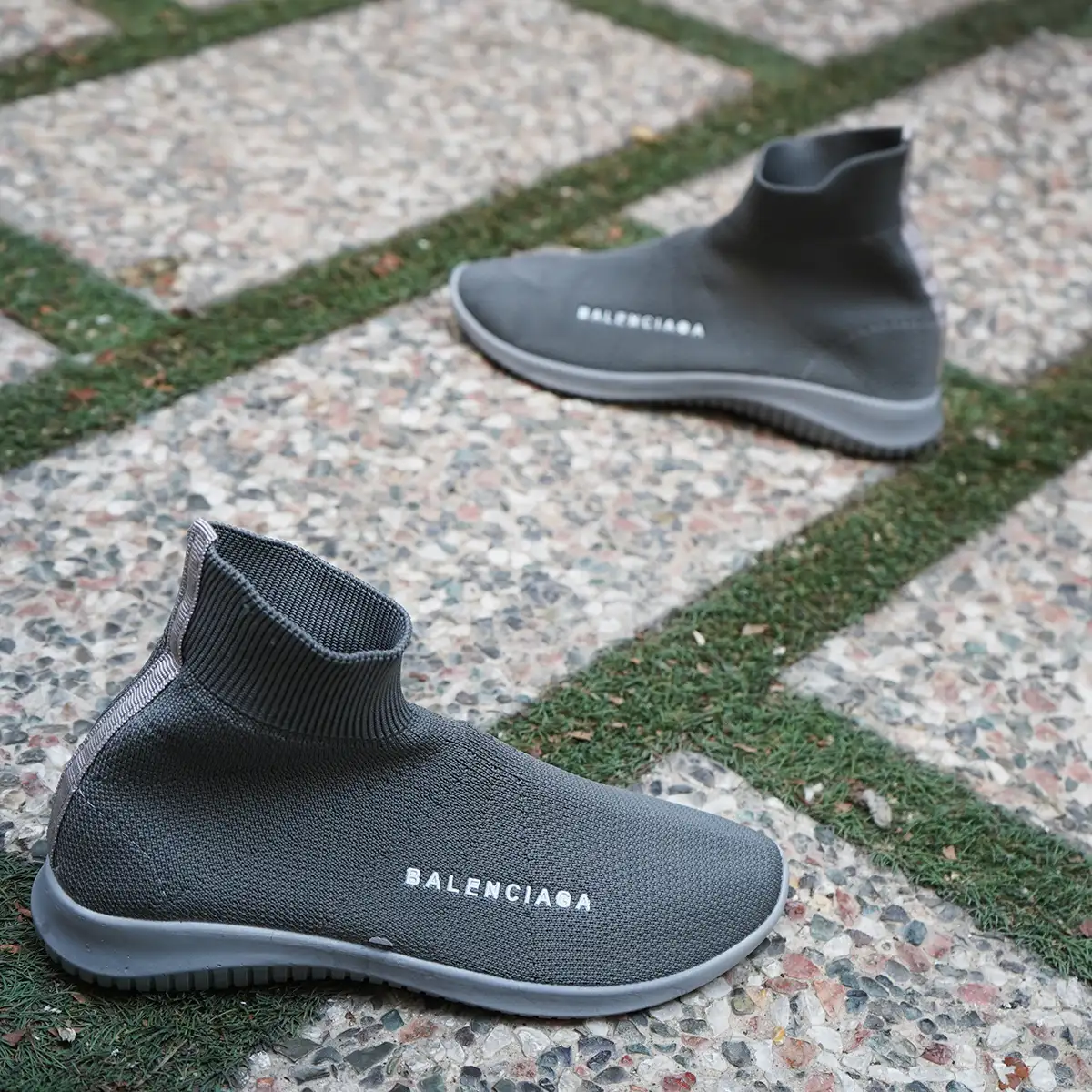 کفش Balenciaga مردانه طوسی مدل B66