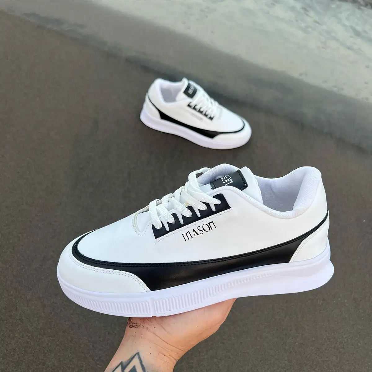 کفش تخت مردانه سفید مشکی مدل Mason