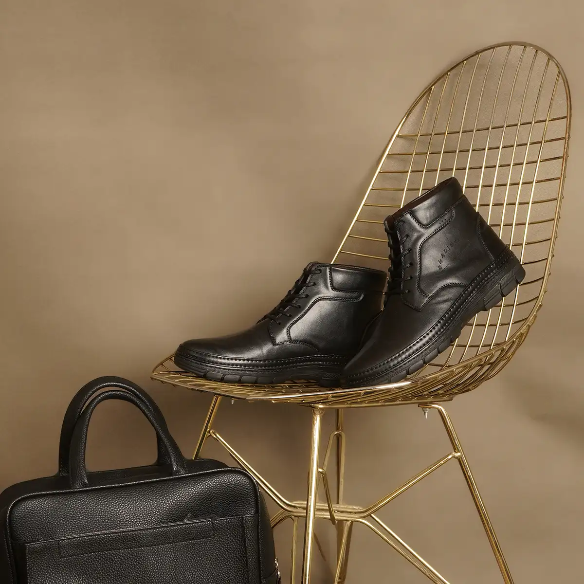 نیم بوت مردانه مشکی مدل karen