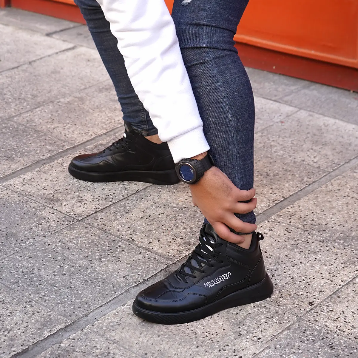 کفش تخت تمام مشکی ساقدار مردانه مدل Anatomic