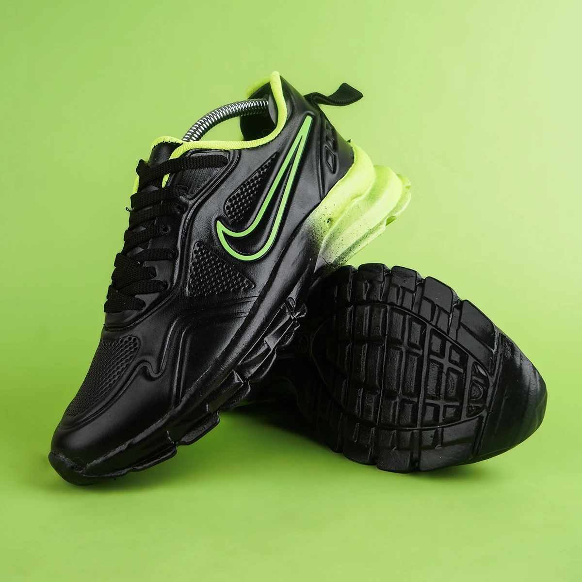 کفش ورزشی مردانه مشکی سبز مدل Arona