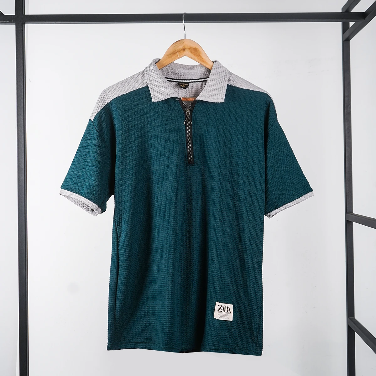 تیشرت مردانه یقه زیپ دار سبز مدل Radon