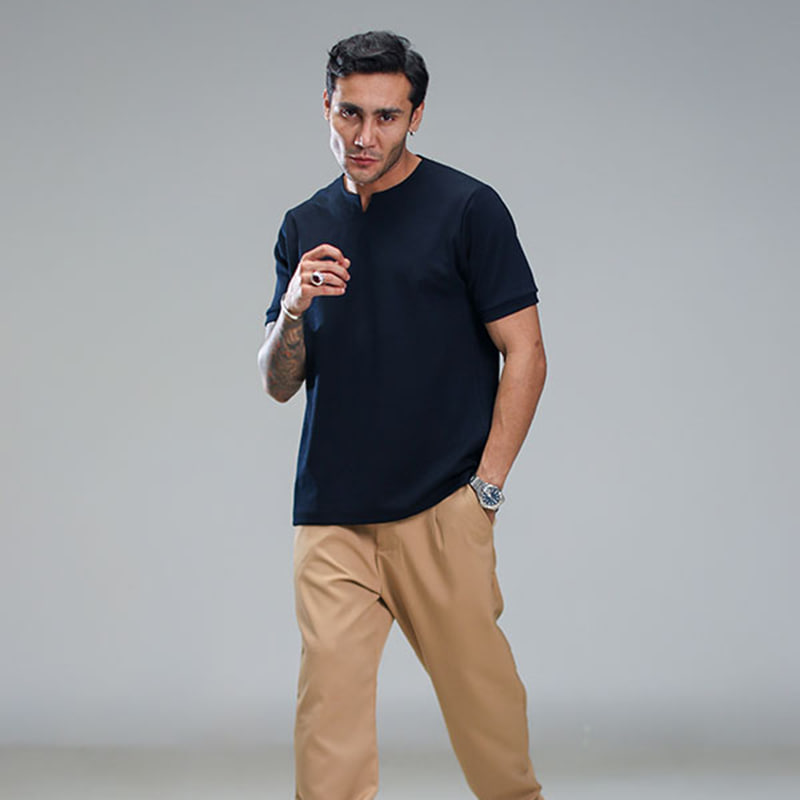 تیشرت آستین کوتاه یقه کوبایی سرمه ای مدل Asam