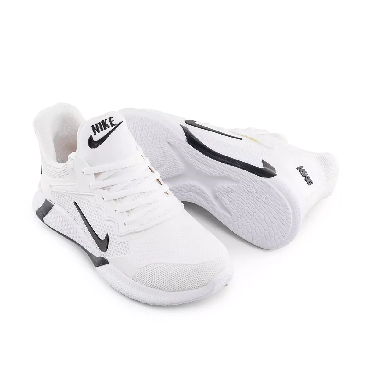 کفش ورزشی نایک مردانه سفید مشکی مدل Alpha