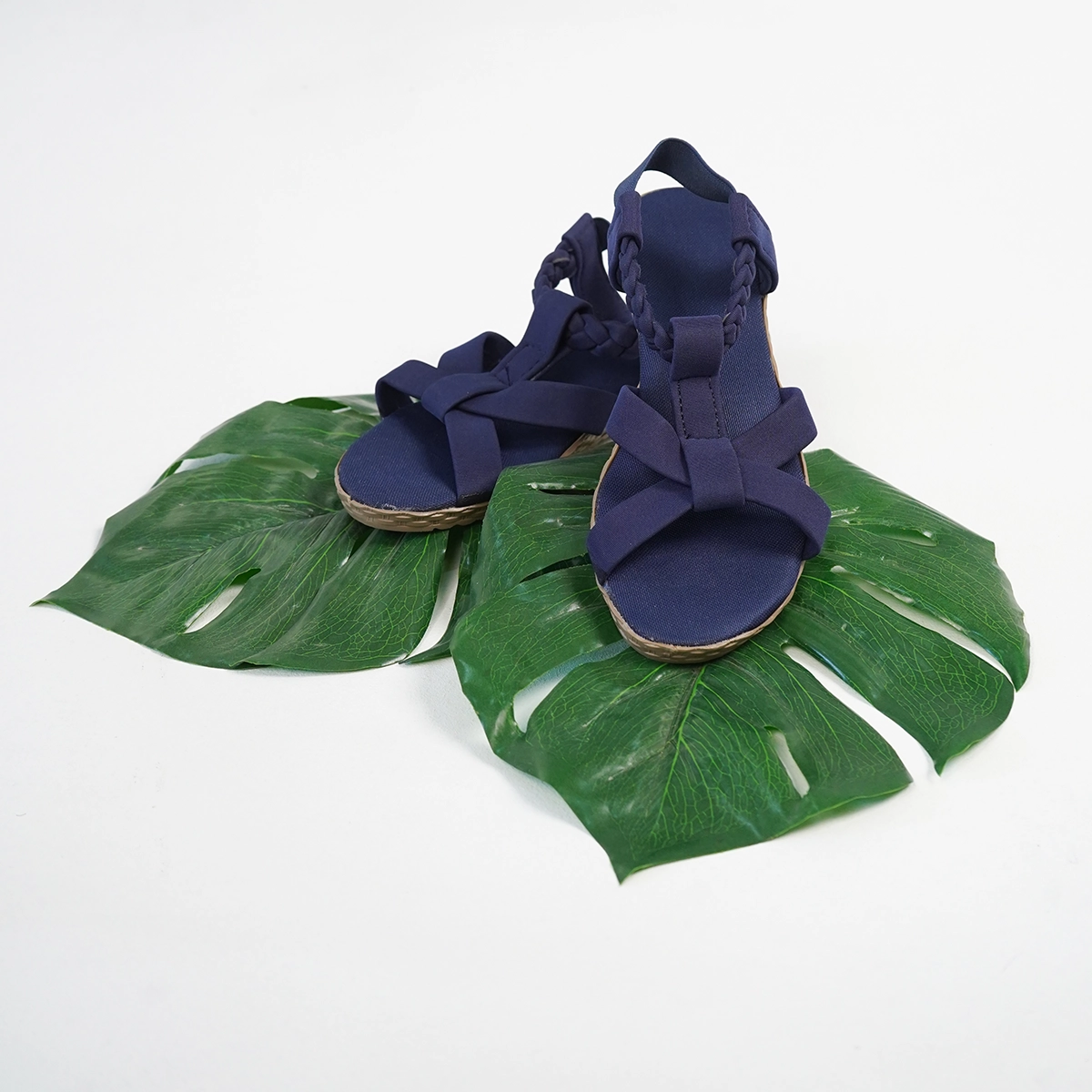 صندل زنانه سرمه ای مدل LIYA