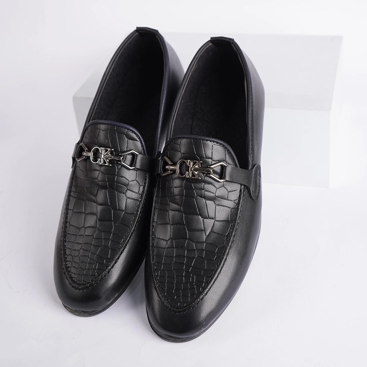 کفش کالج طرحدار مردانه مدل ck