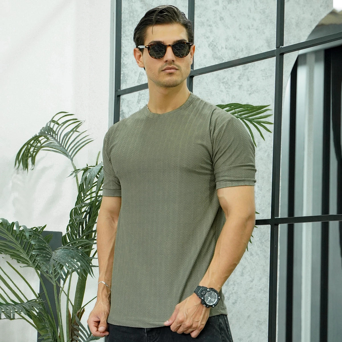 تیشرت زیتونی مردانه مدلBehnam