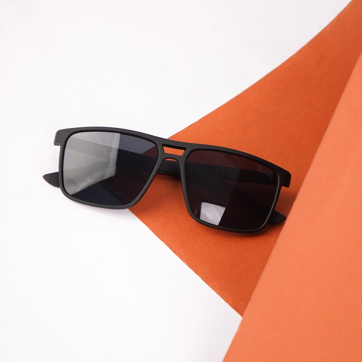 عینک آفتابی مدل M60