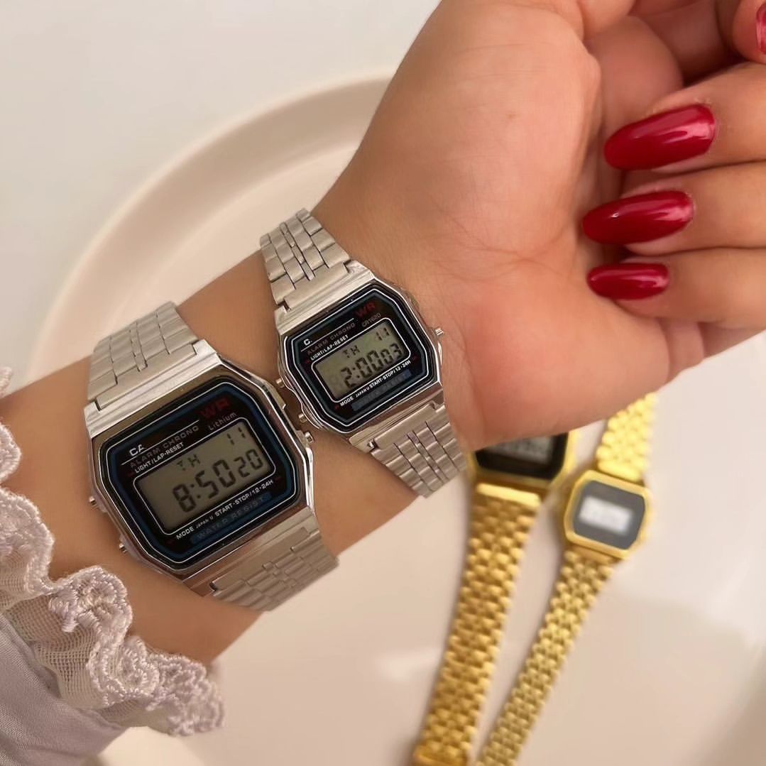 ست ساعت نقره ای نوستالژی Casio