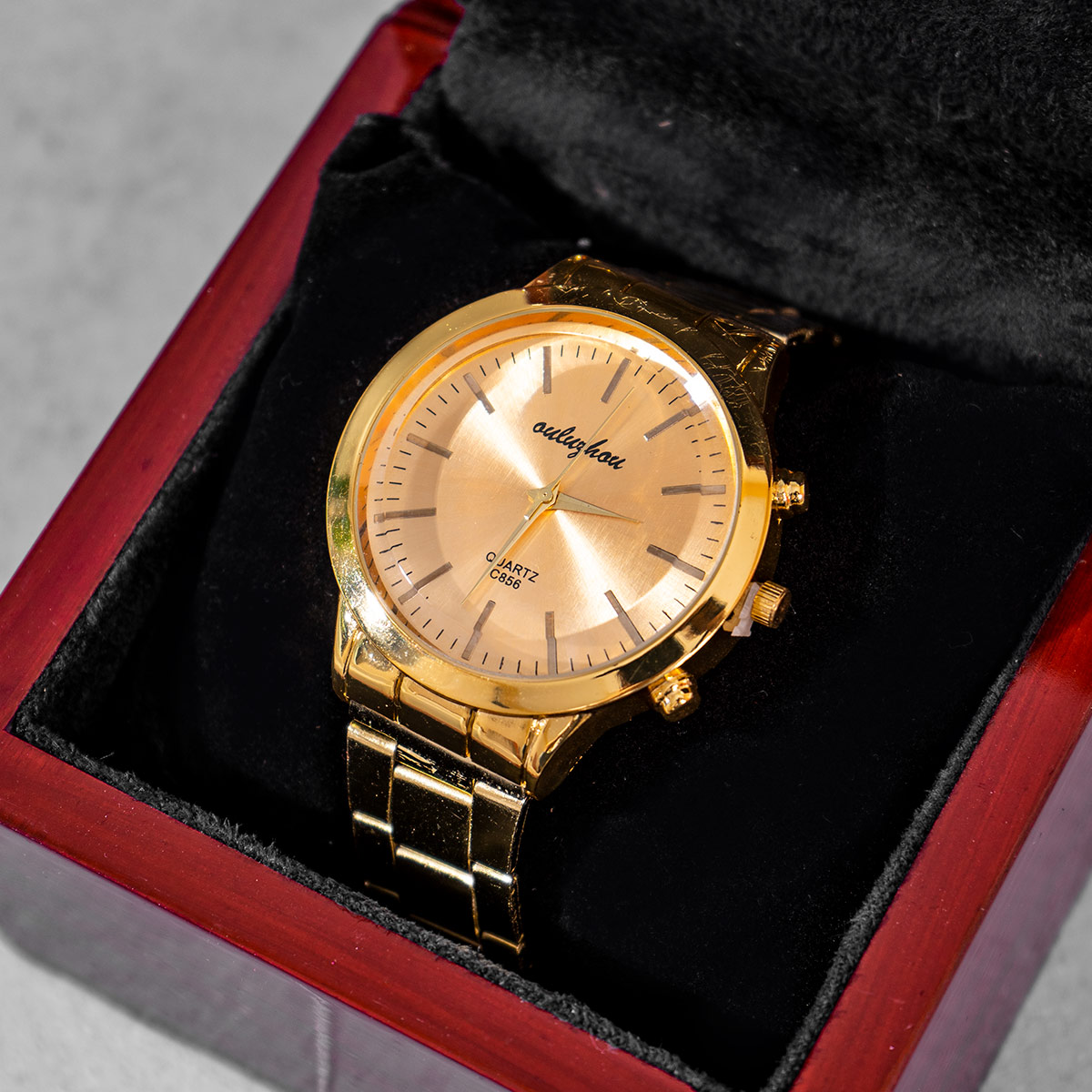 ساعت طلایی فلزی مدل Palitan