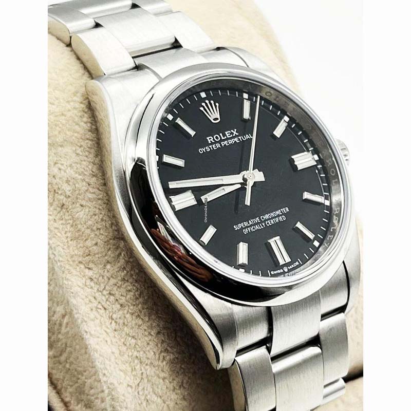 ساعت رولکس نقره ای صفحه مشکی مدل Oyster