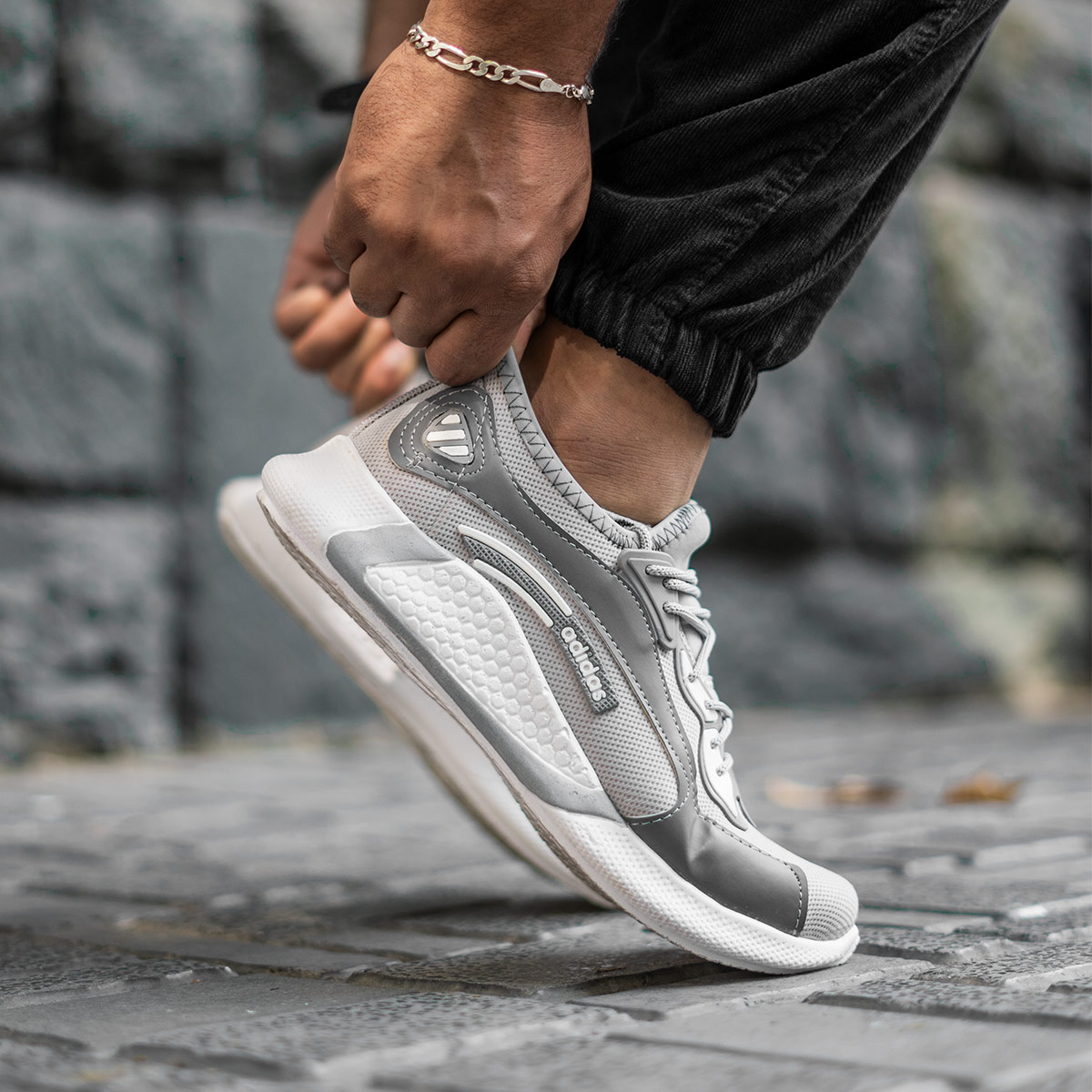 کفش ورزشی Adidas مردانه طوسی مدل Carter