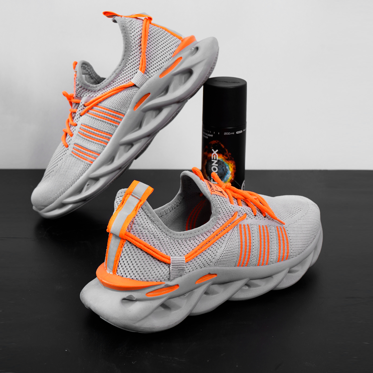 کفش ورزشی طوسی نارنجی مردانه مدل Arisan