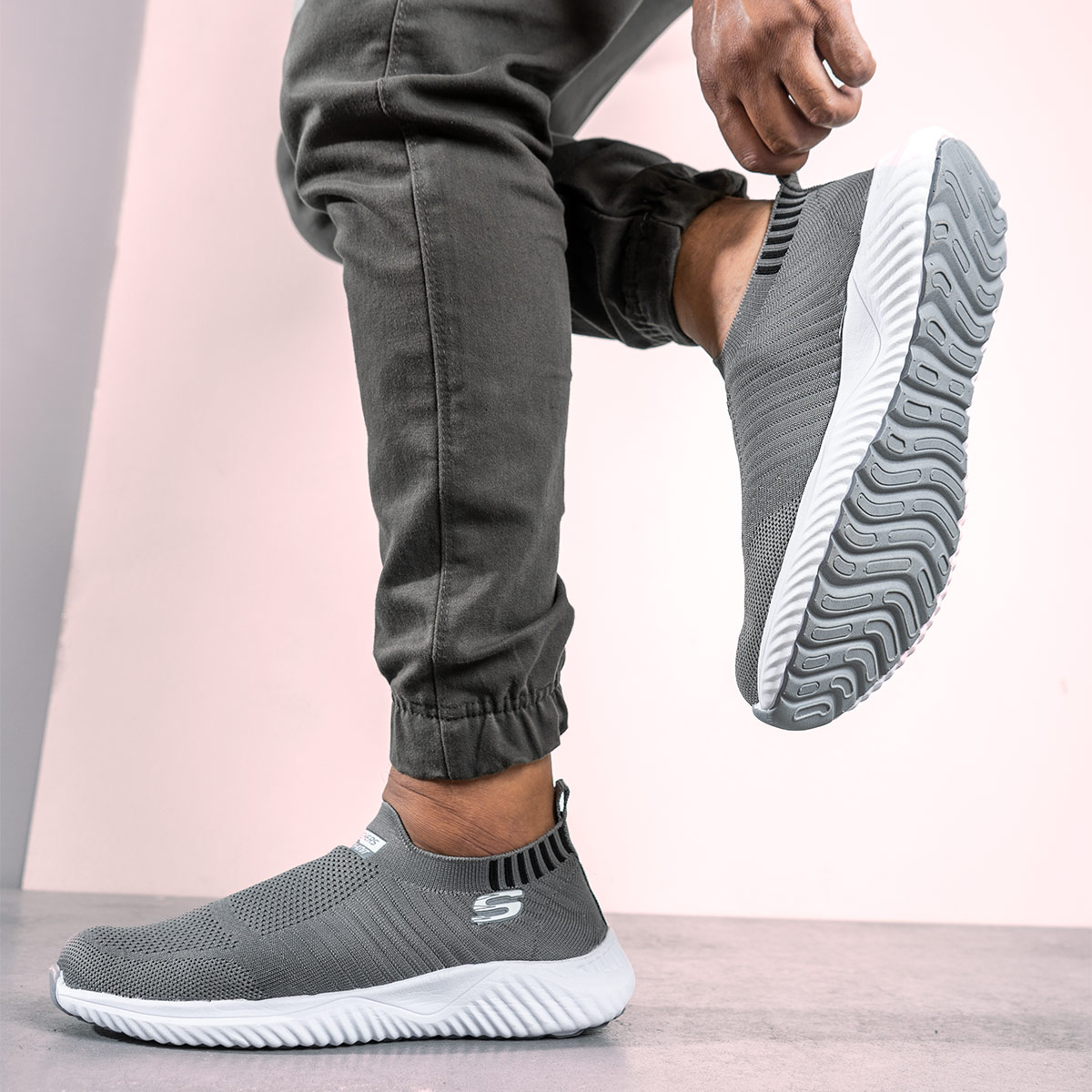 کفش ورزشیSKECHERS مردانه طوسی تیره مدل Balini-