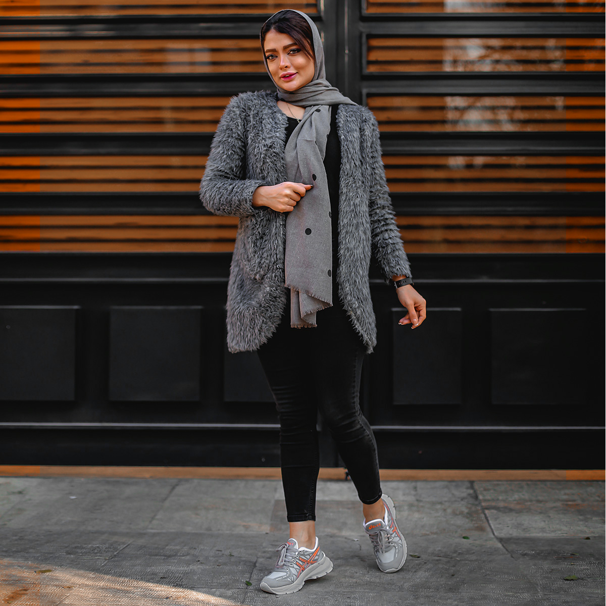 کفش ورزشی Asics زنانه طوسی نارنجی مدل Tina